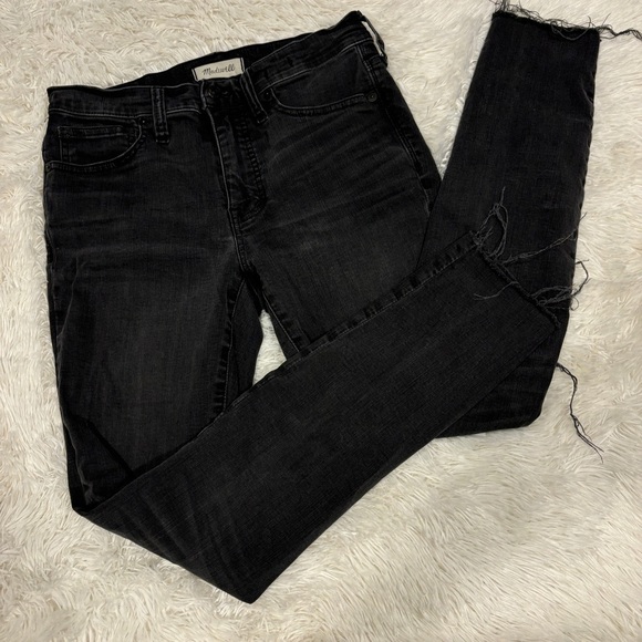 Madewell 9” High Rise Distressed Raw Hem Skinny Jeans in Black Sea Size 27 - Picture 4 of 12